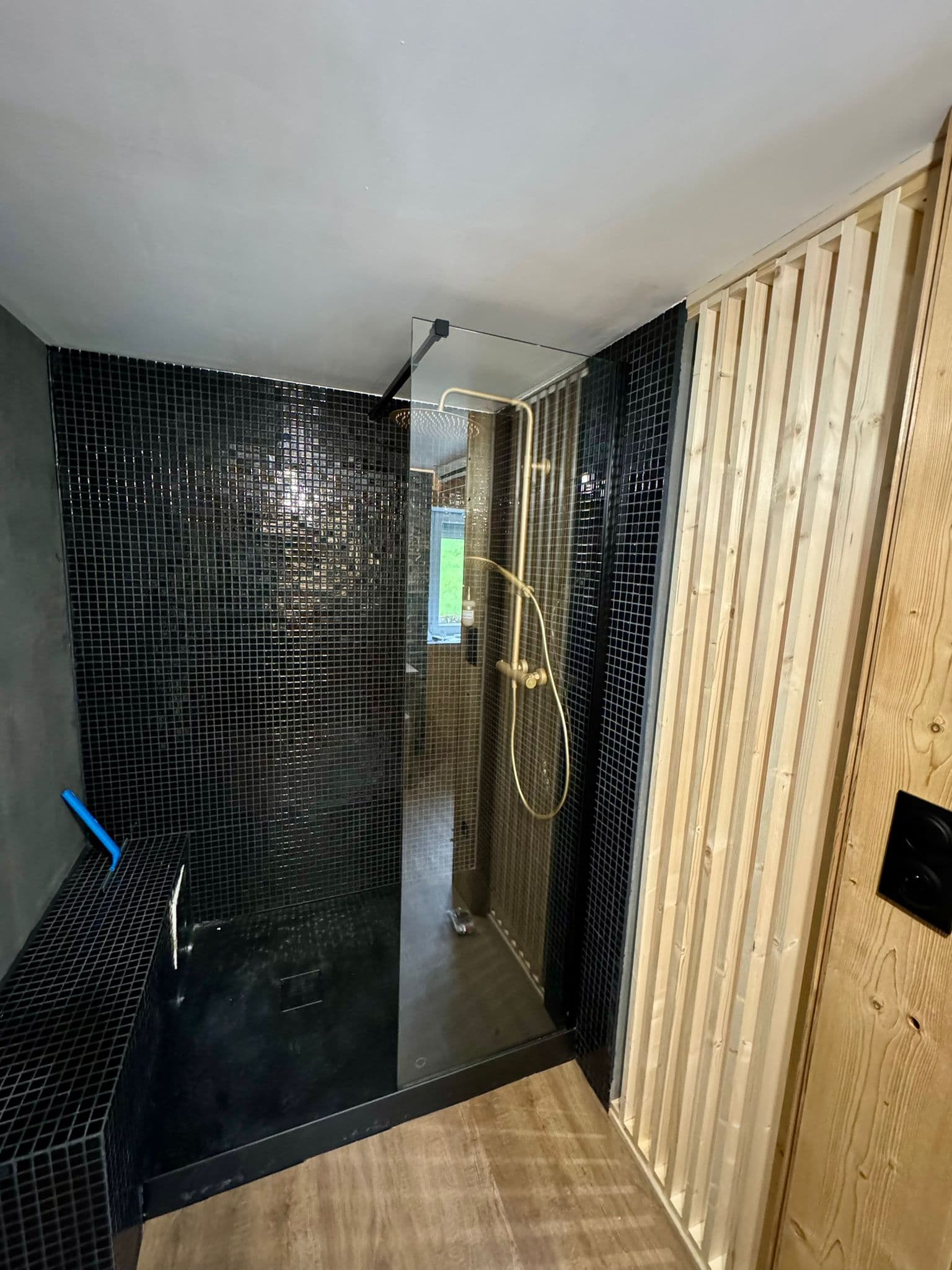 Salle de bain · 13